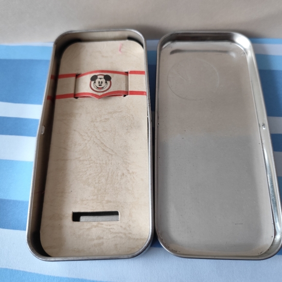 Vintage Disney Theme Park Exclusive Time Works Watch Metal Case ONLY - Picture 3 of 6